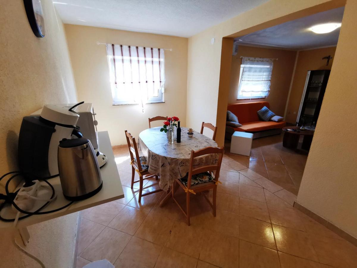 Apartments Ivan Vir Extérieur photo