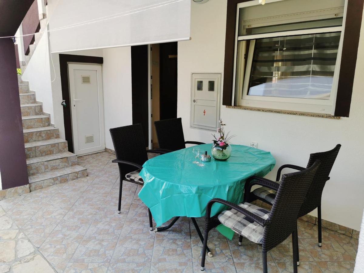 Apartments Ivan Vir Extérieur photo