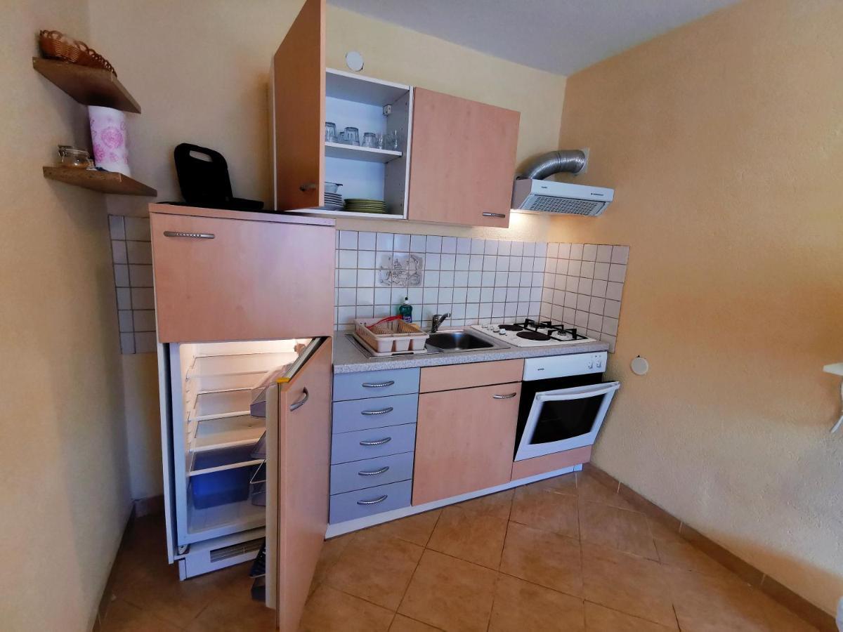 Apartments Ivan Vir Extérieur photo